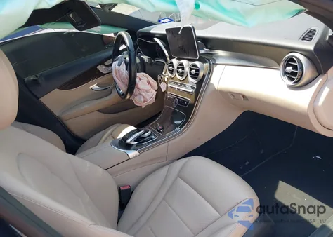 2018 Mercedes-Benz C 300 из США, поврежденный, VIN WDDWF4JBXJR348097